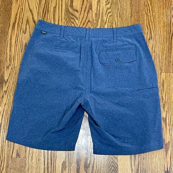 Orvis Flat Front Performance Shorts. Size 34. - Picture 2 of 9